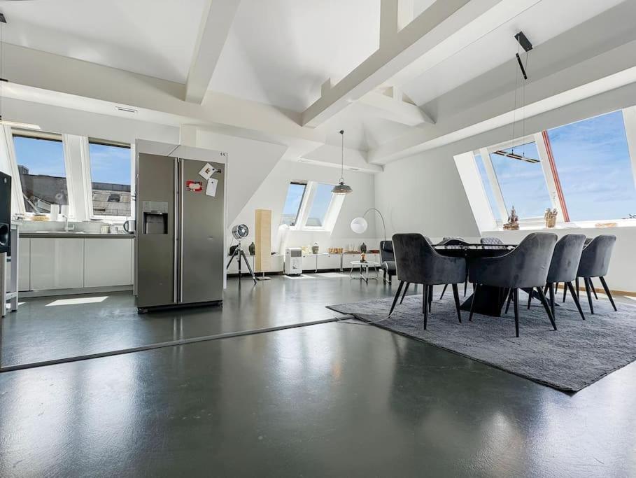 6 Zimmer Maisonette-Penthouse Pool Dachterrasse Luxus Monachium Zewnętrze zdjęcie